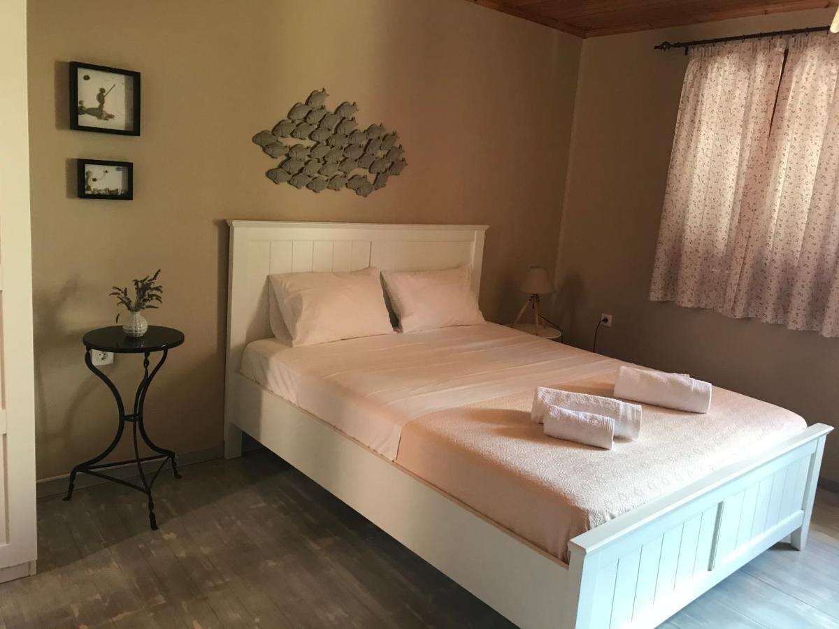 Cabernet Houses Lefkada City Bagian luar foto